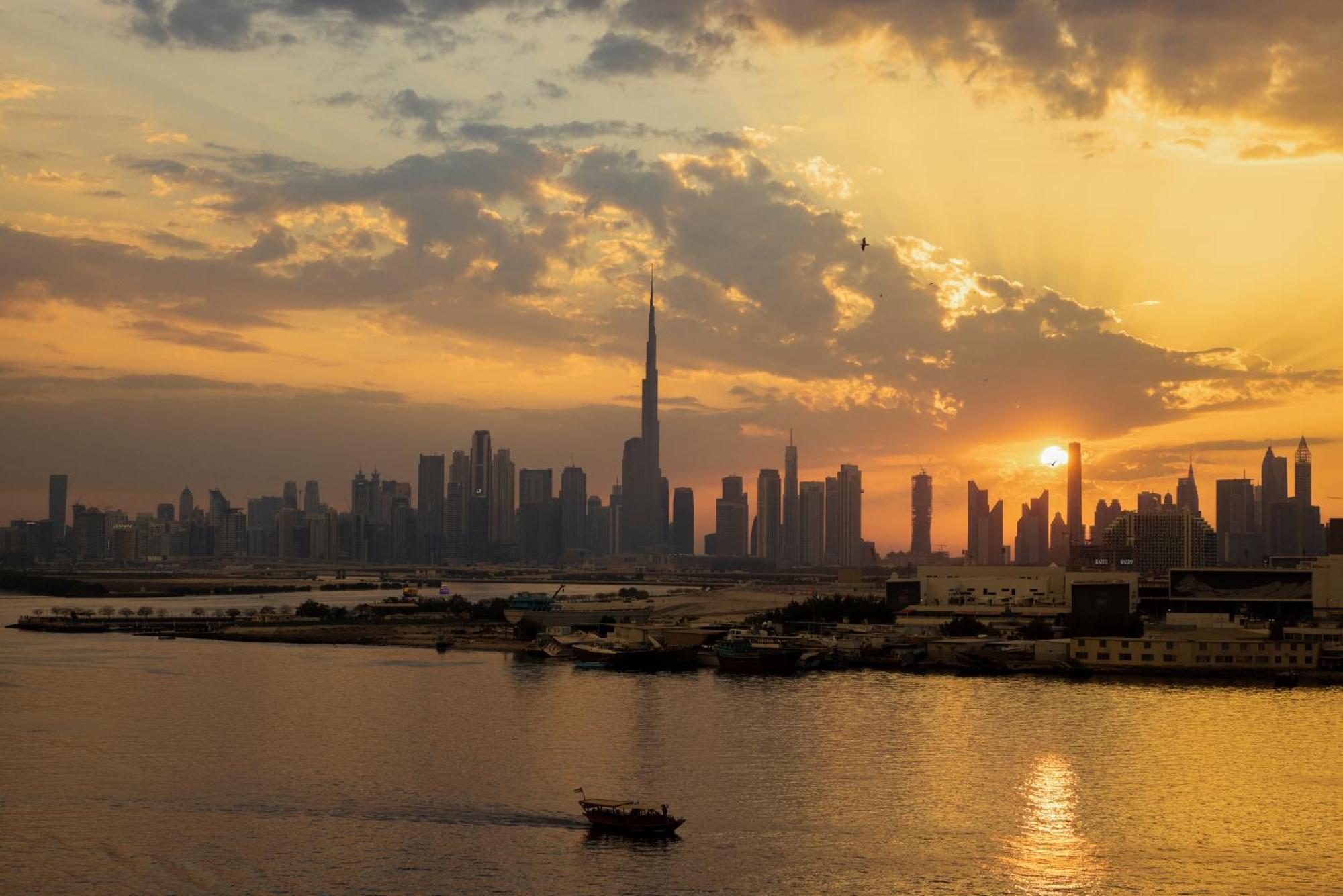 Address Creek Harbour Hotel Dubai Ngoại thất bức ảnh Dubai skyline
