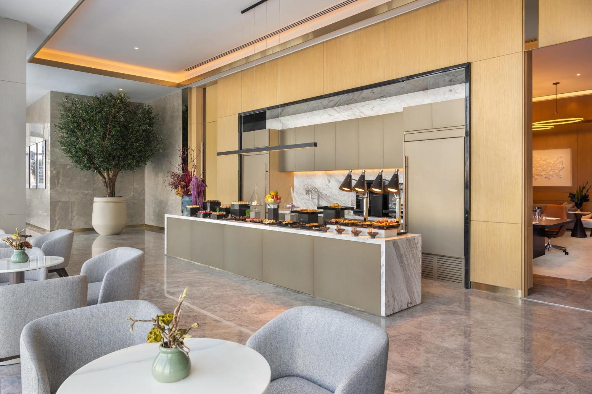 Address Creek Harbour Hotel Dubai Ngoại thất bức ảnh The lounge at the airport